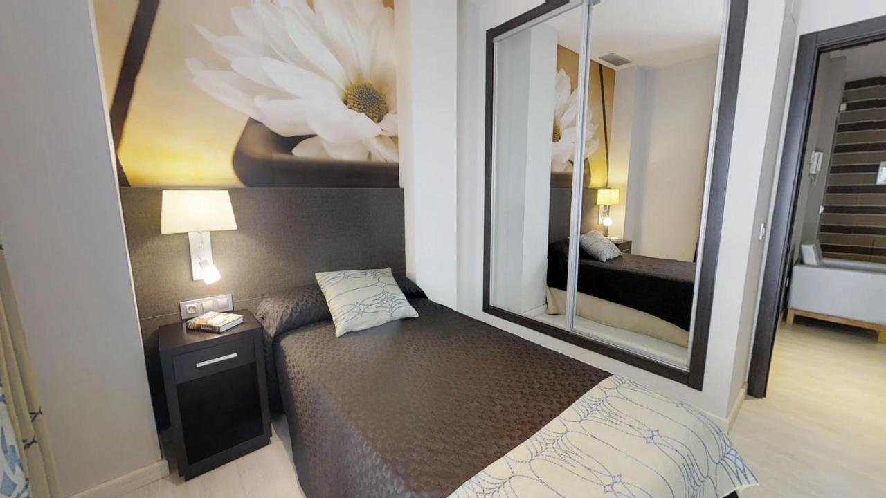 Leo Deluxe Punta Umbria (Adults Only) Lägenhet Exteriör bild